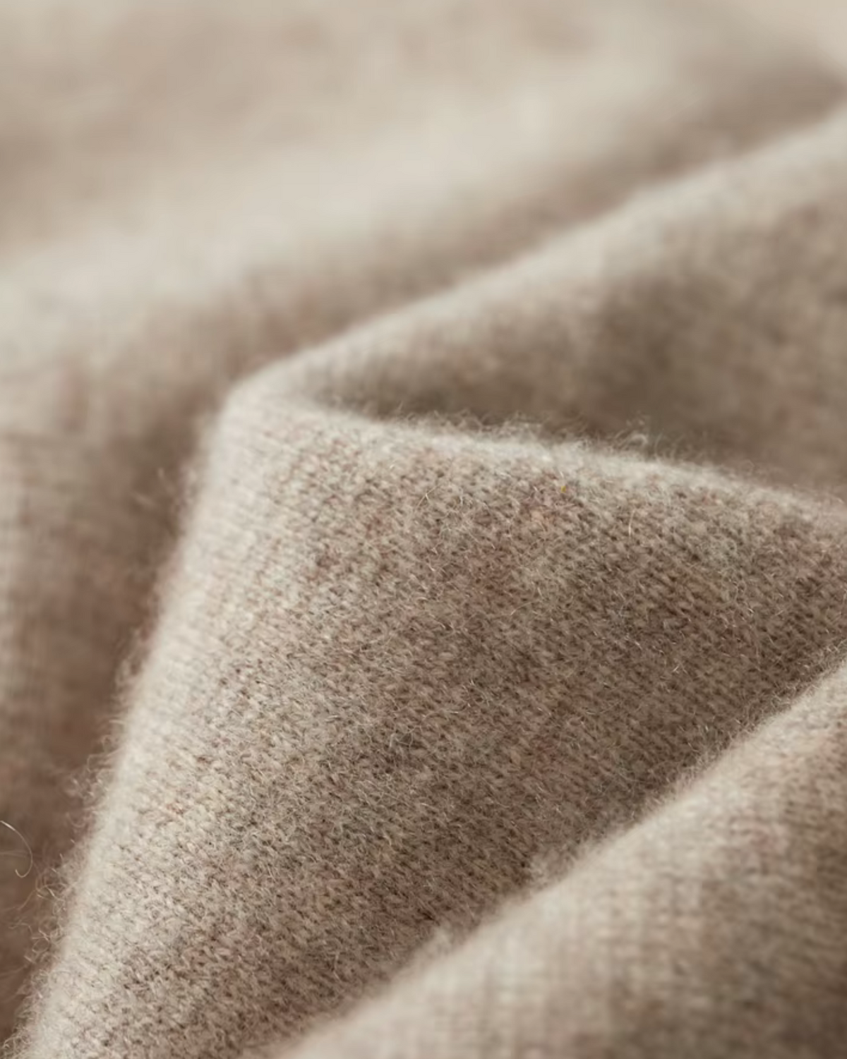 Pure Extra-Fine Merino Wool Sand Falconi Set