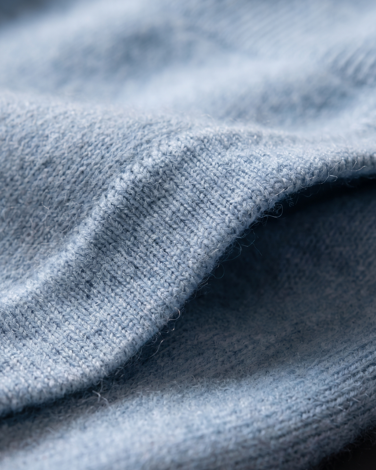 Pure Extra-Fine Merino Wool Light Blue Luzzo Set