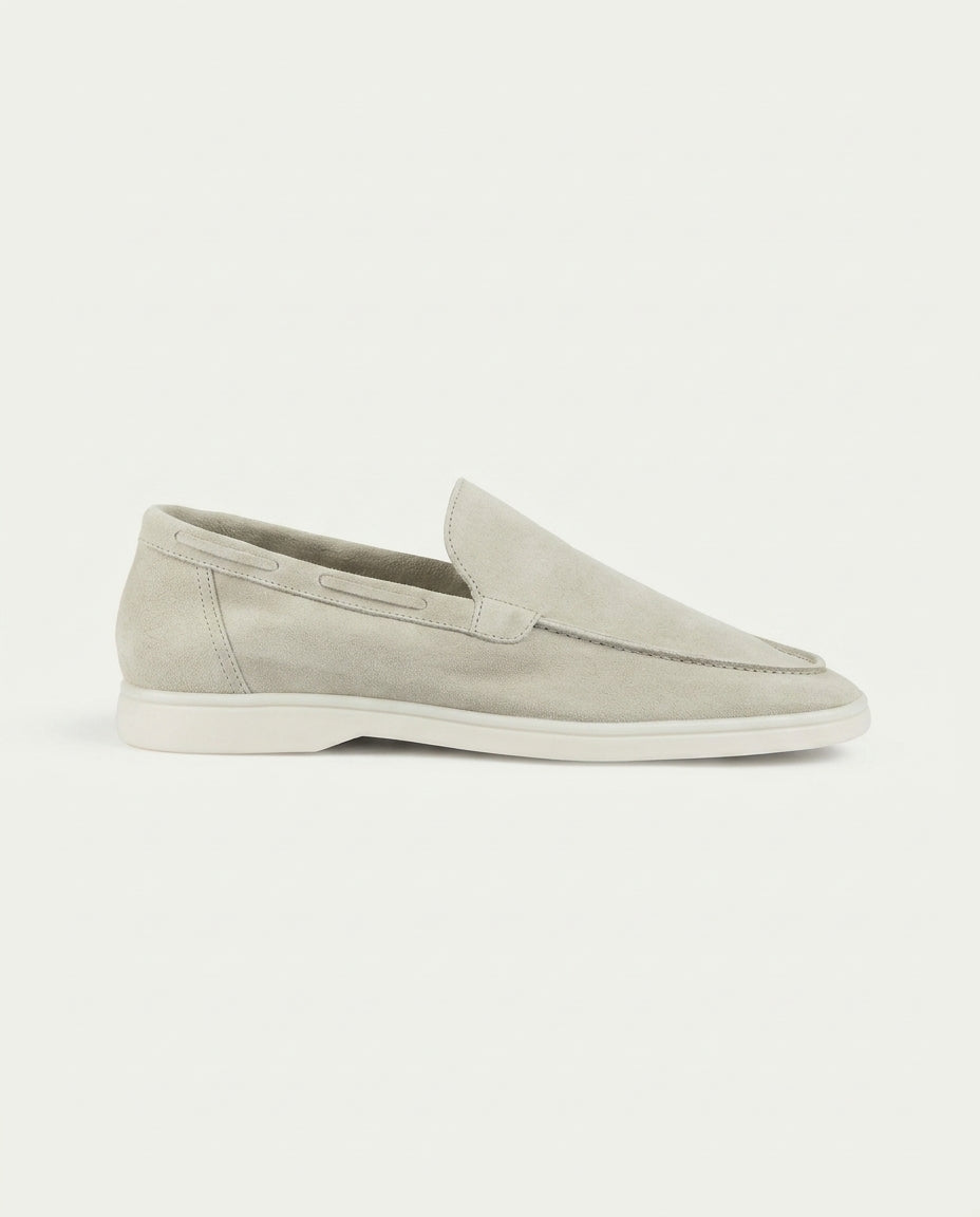 Classic Suède Loafer Creme
