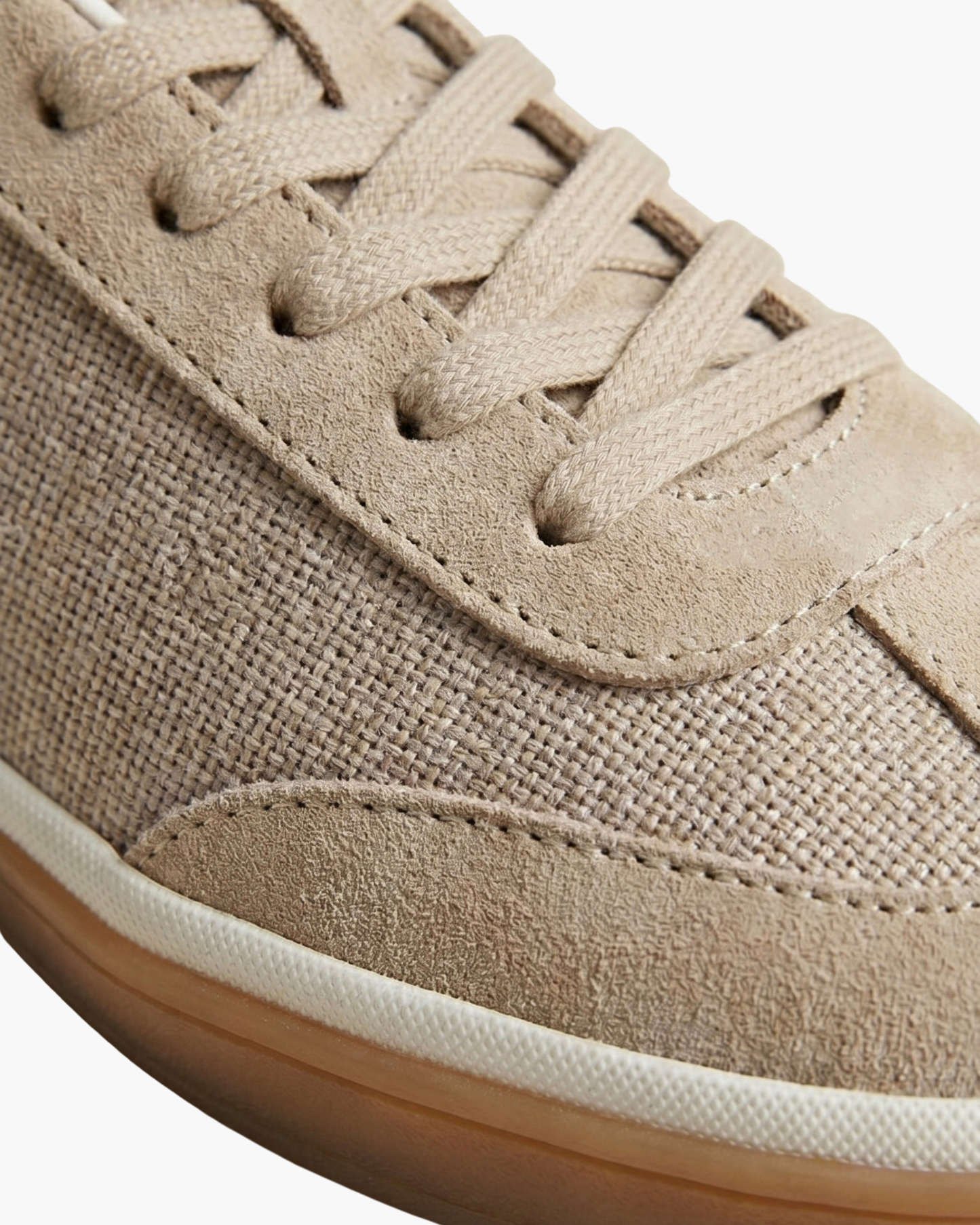 St. Moritz Trainer - Sand