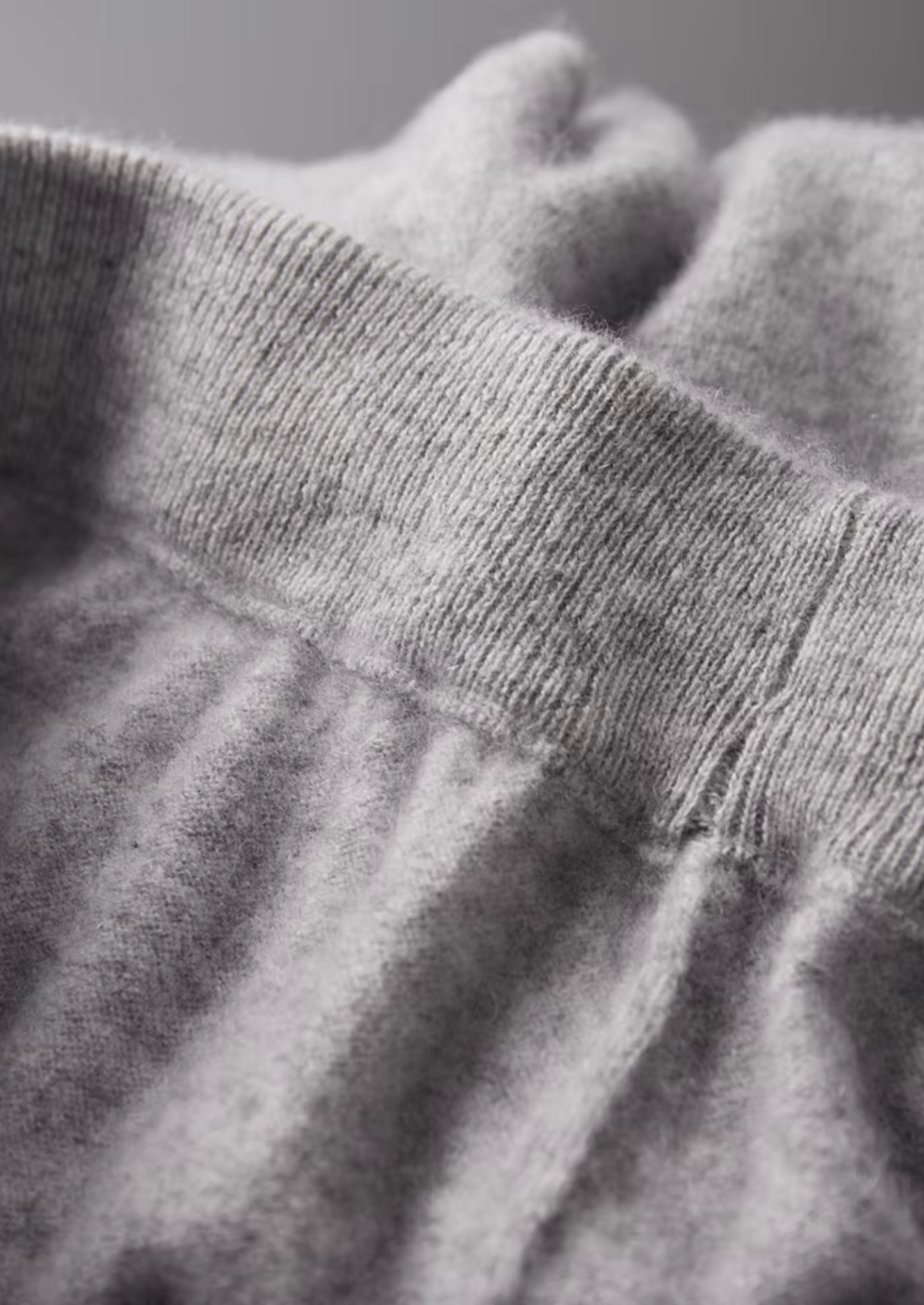 Premium Cashmere Light Gray Vienna Leisure Set