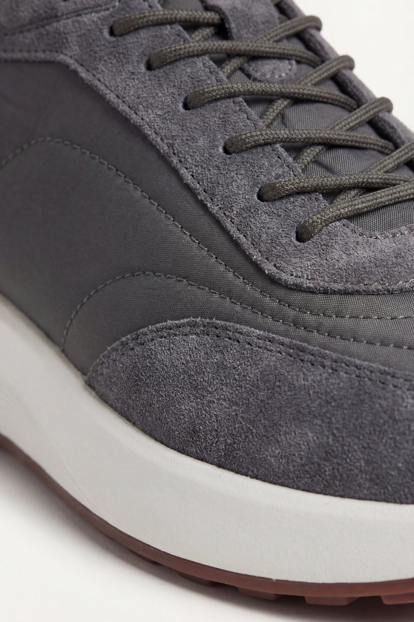 Valmont Sneaker - Silver