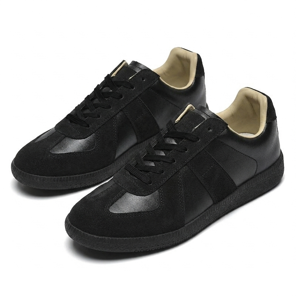 Como Lake Sneaker - All Black
