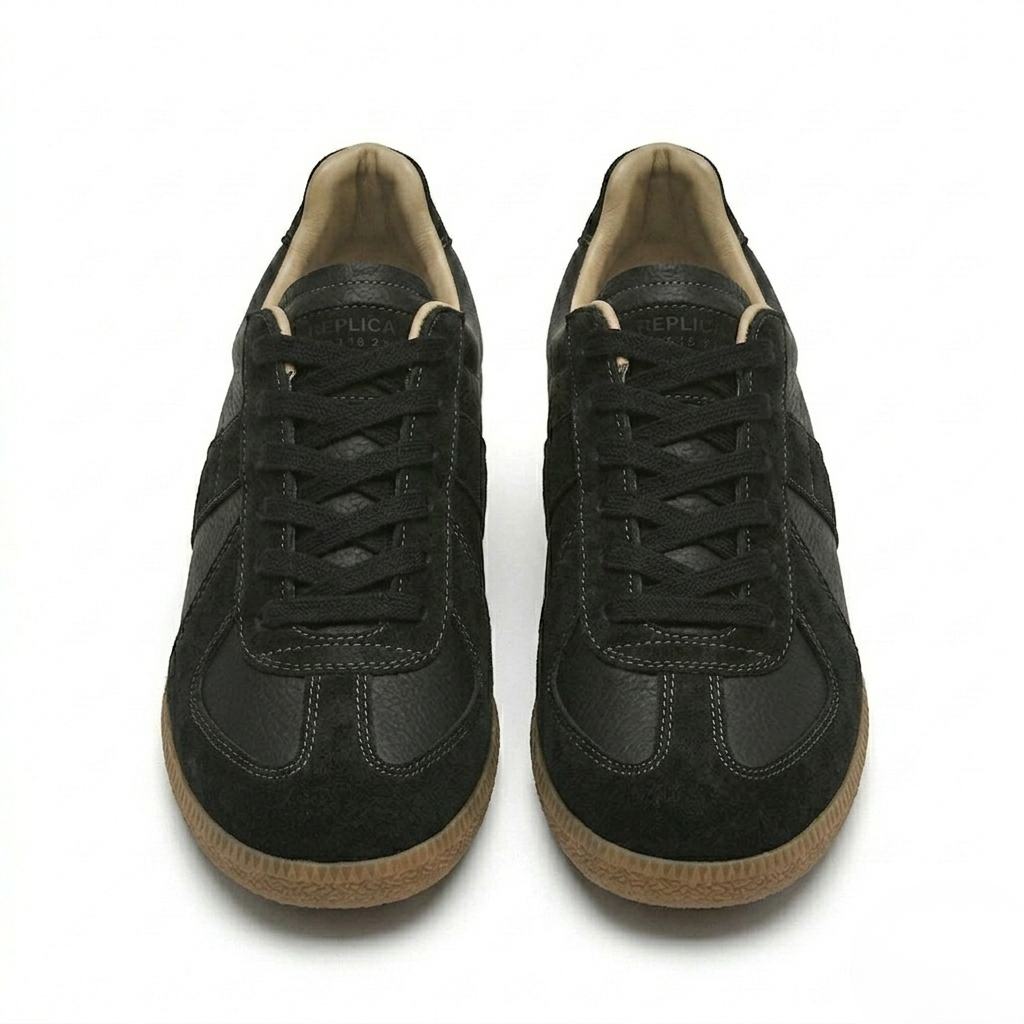 Como Lake Sneaker - Black