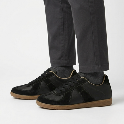 Como Lake Sneaker - Black