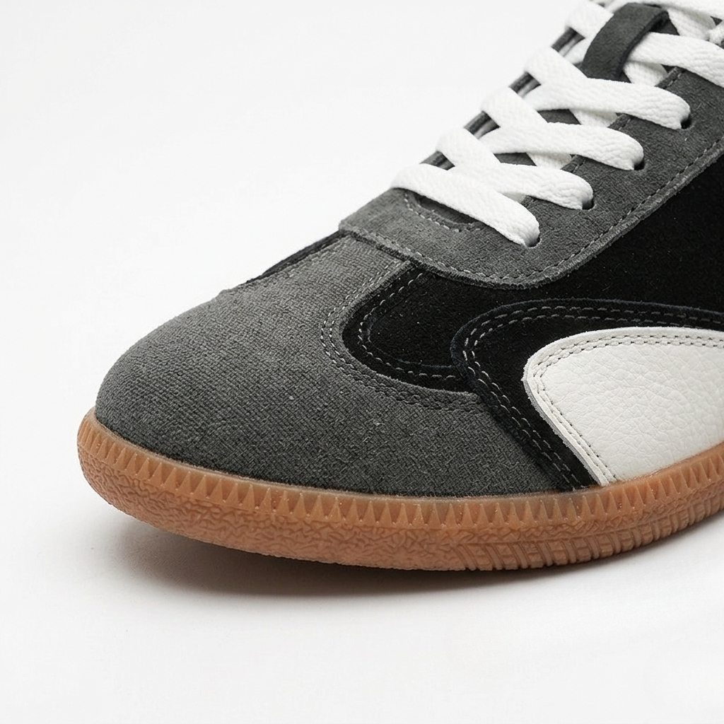 Como Mist Sneaker - Black