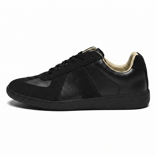 Como Lake Sneaker - All Black