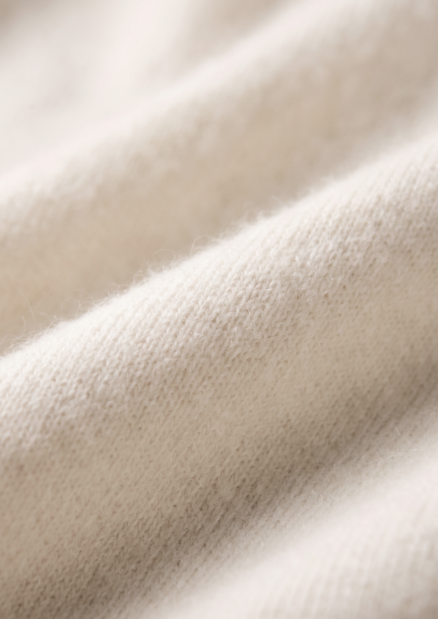 Pure Extra-Fine Merino Wool Cream White Luzzo Set